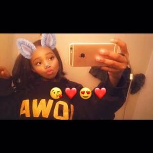 Meet your Posher, Marcy